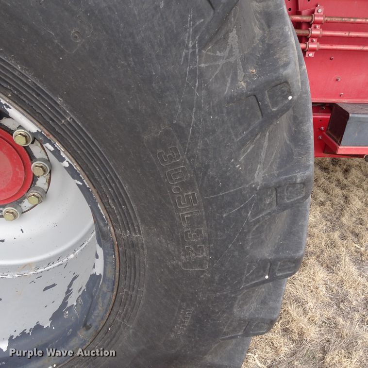 image for item DI0758 1995 Case IH 2188 combine