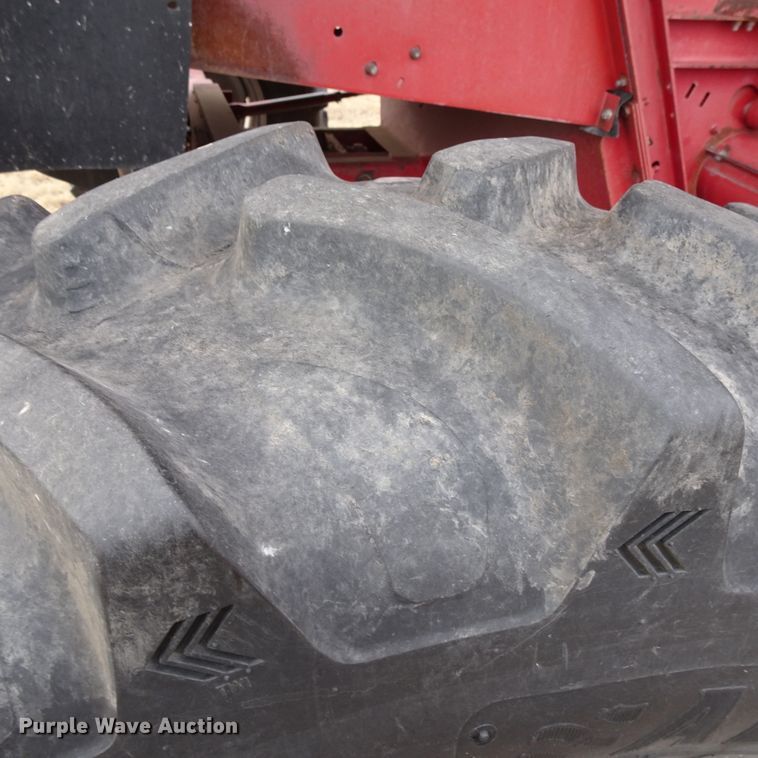 image for item DI0758 1995 Case IH 2188 combine