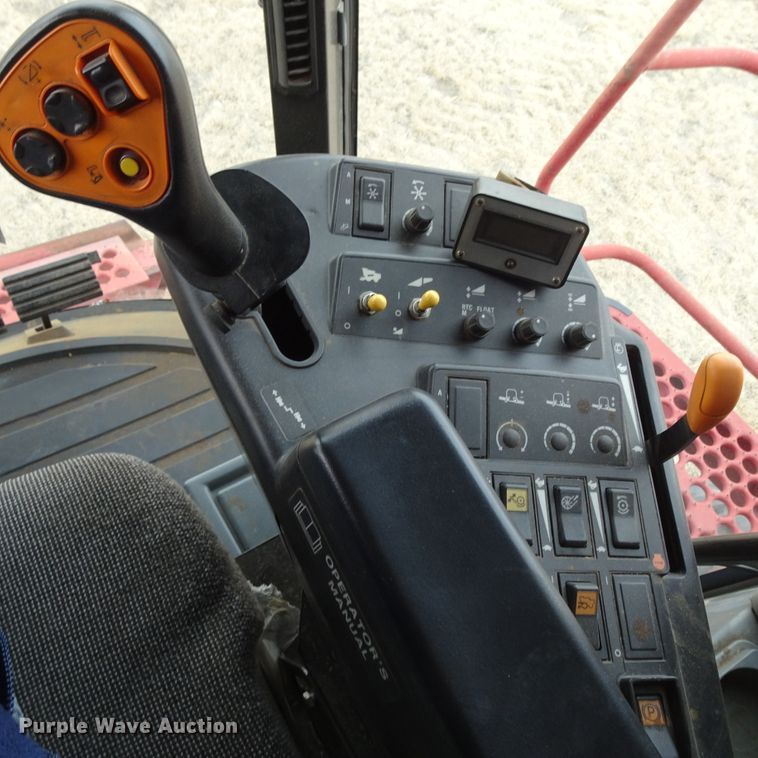 image for item DI0758 1995 Case IH 2188 combine