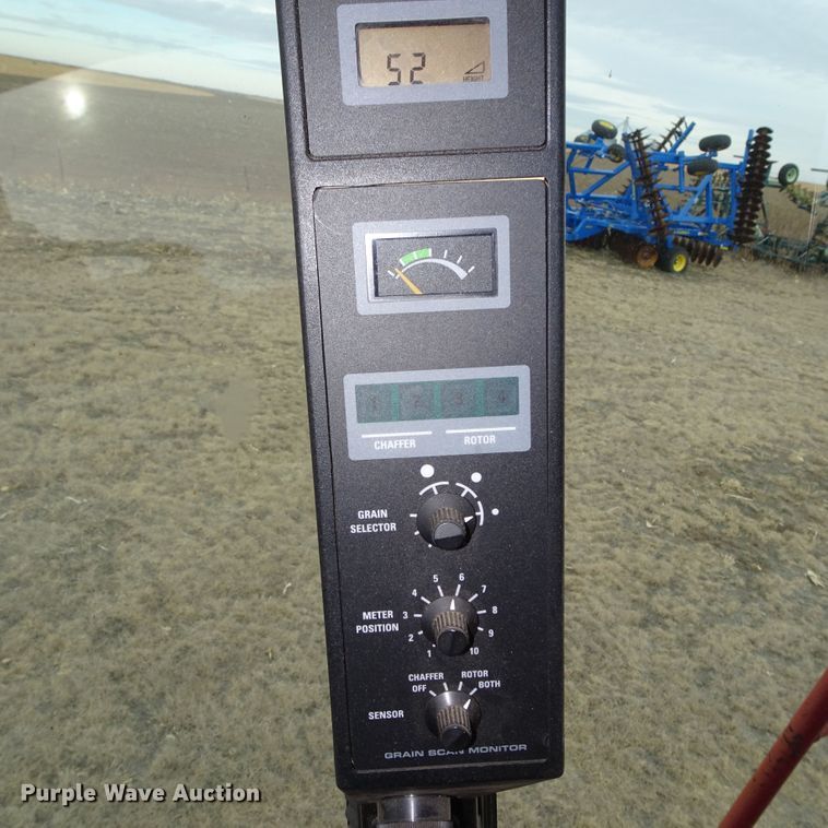 image for item DI0758 1995 Case IH 2188 combine