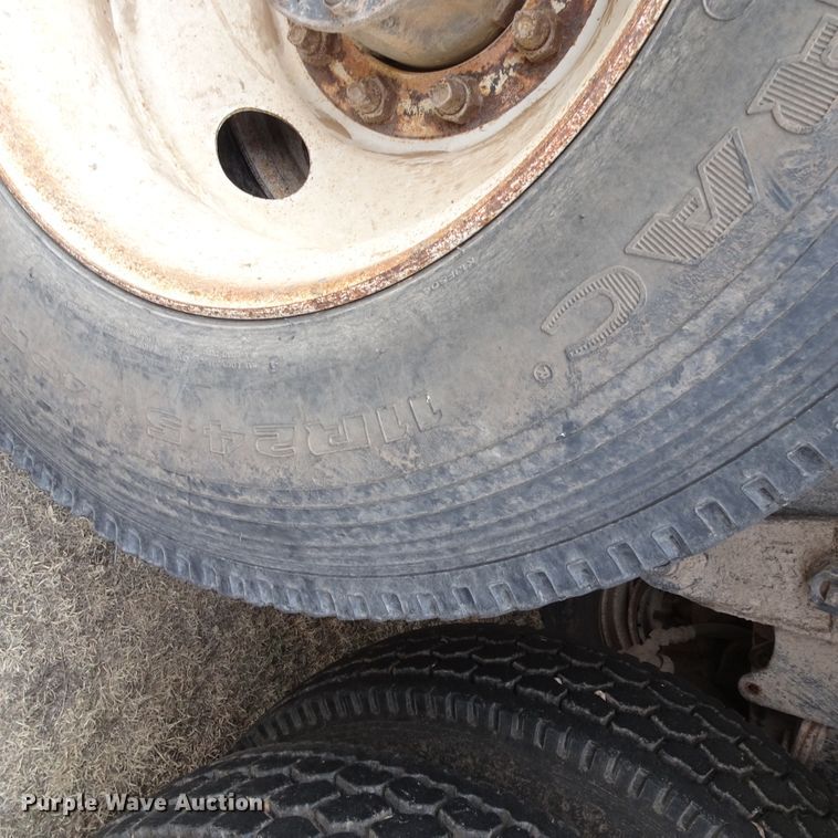 image for item DI0759 1989 Kenworth T600 silage truck