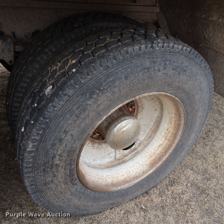 image for item DI0759 1989 Kenworth T600 silage truck