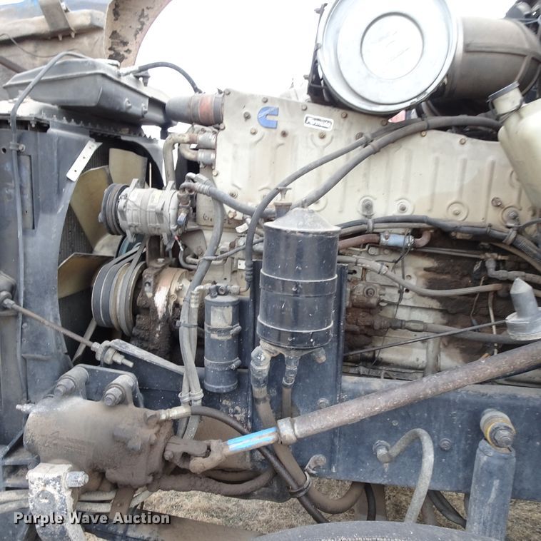 image for item DI0759 1989 Kenworth T600 silage truck