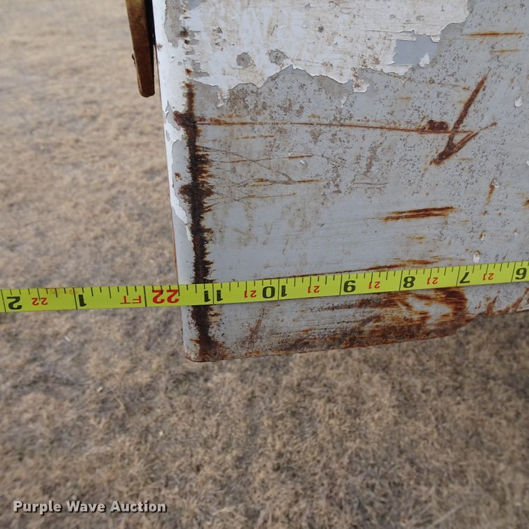 image for item DI0759 1989 Kenworth T600 silage truck