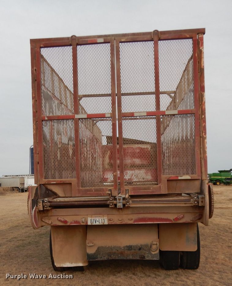 image for item DI0760 2007 Yellow X Trailers SJ17 silage trailer