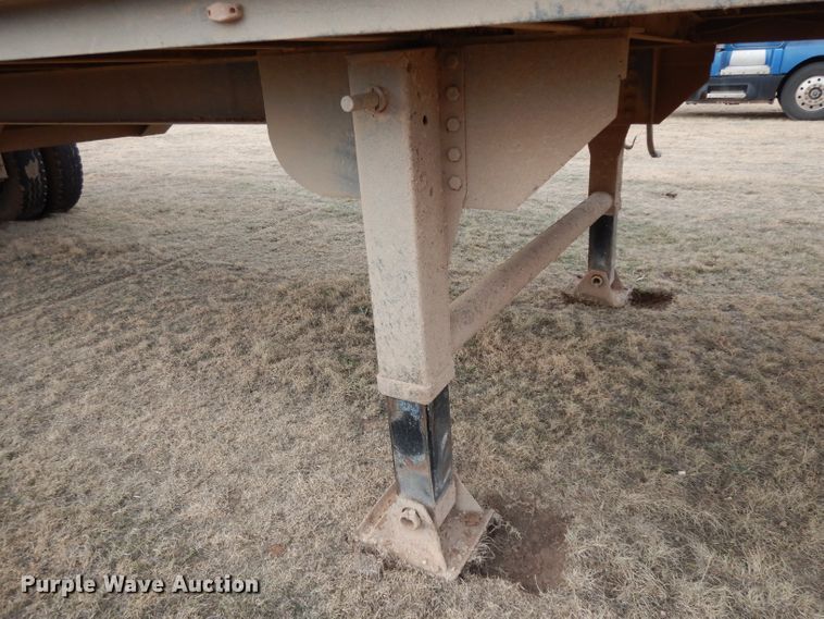 image for item DI0760 2007 Yellow X Trailers SJ17 silage trailer