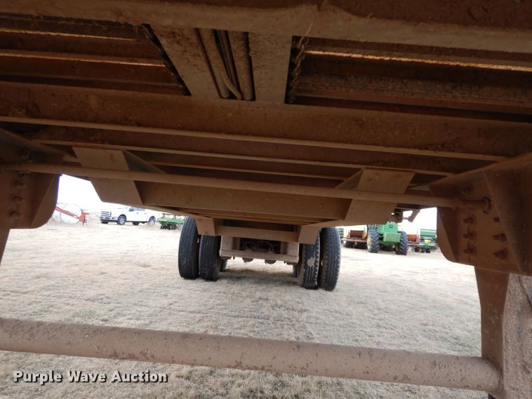 image for item DI0760 2007 Yellow X Trailers SJ17 silage trailer