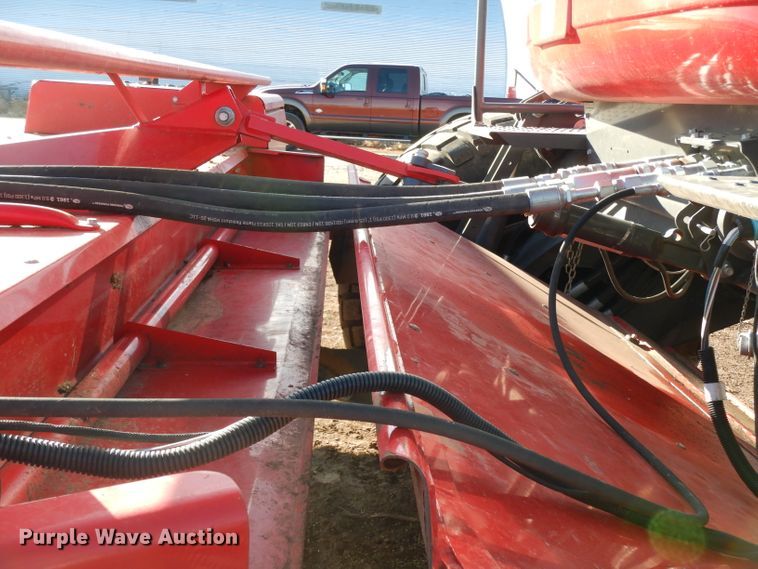 image for item DI0768 2017 Massey-Ferguson WR9860 windrower