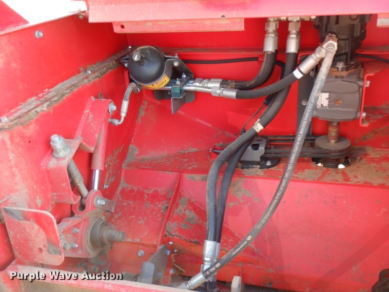 image for item DI0768 2017 Massey-Ferguson WR9860 windrower