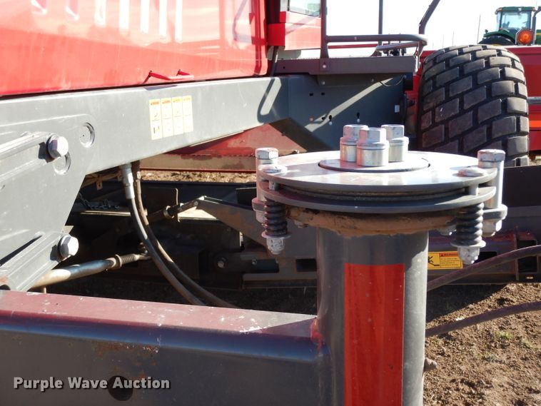 image for item DI0768 2017 Massey-Ferguson WR9860 windrower