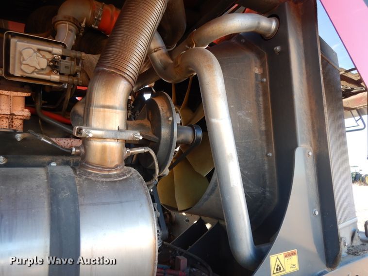 image for item DI0768 2017 Massey-Ferguson WR9860 windrower