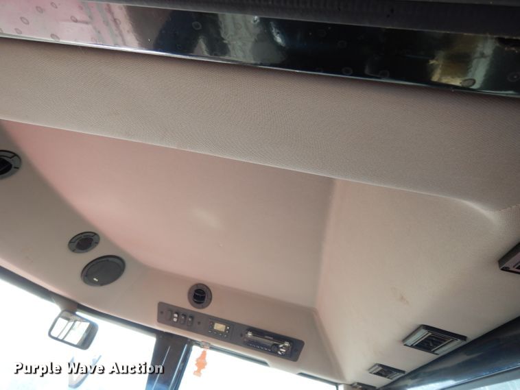 image for item DI0768 2017 Massey-Ferguson WR9860 windrower