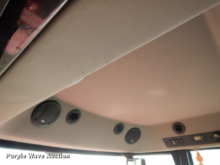 image for item DI0768 2017 Massey-Ferguson WR9860 windrower