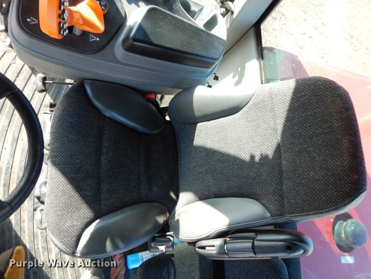 image for item DI0768 2017 Massey-Ferguson WR9860 windrower