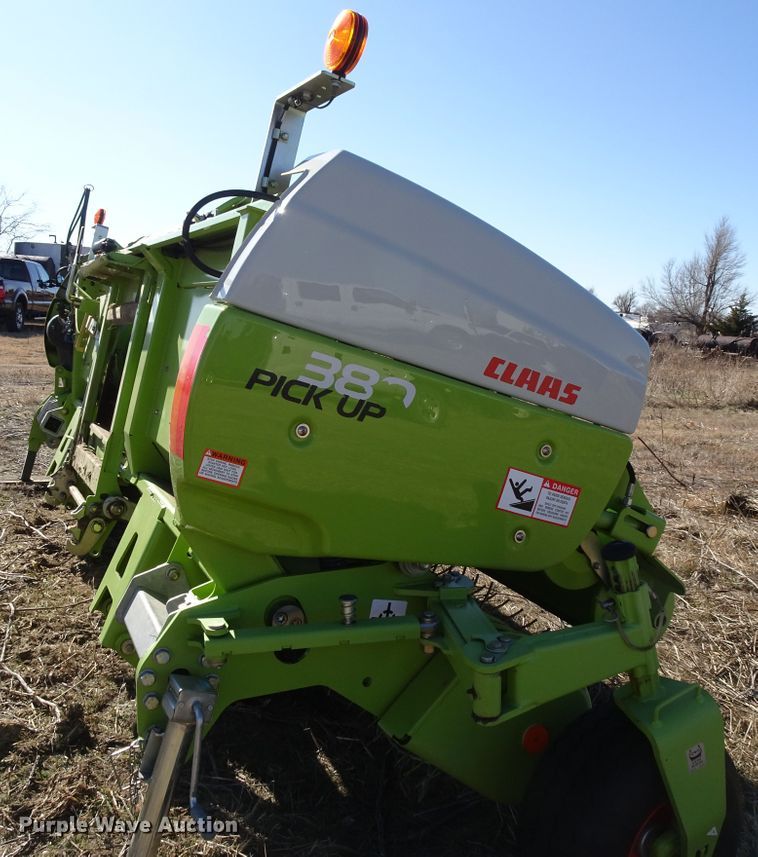 image for item DI0770 2016 Claas 380 pickup head