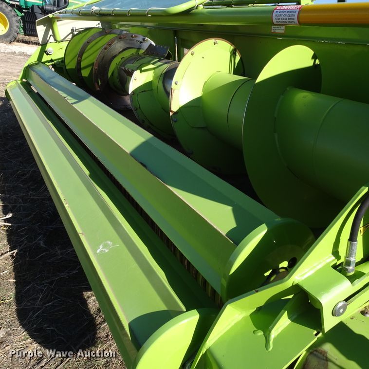 image for item DI0770 2016 Claas 380 pickup head