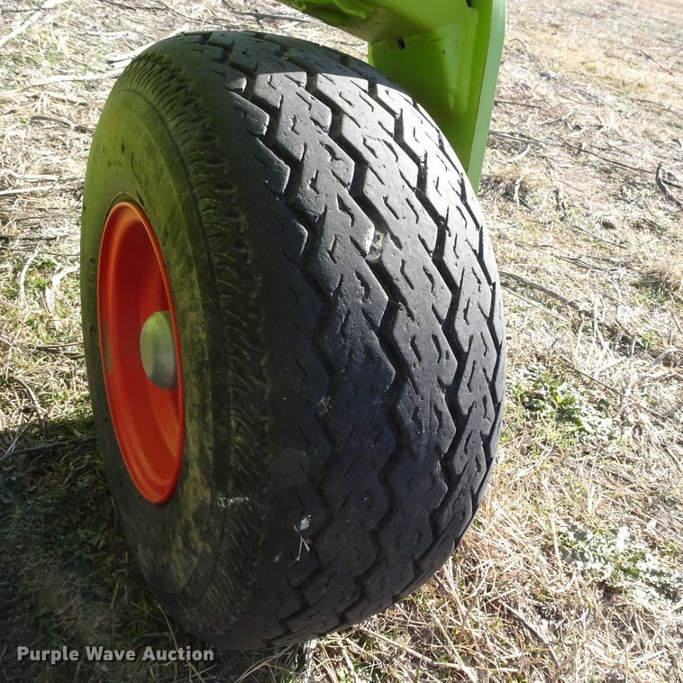 image for item DI0770 2016 Claas 380 pickup head