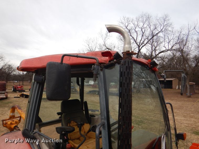 image for item DI2421 Kubota M7040D MFWD tractor