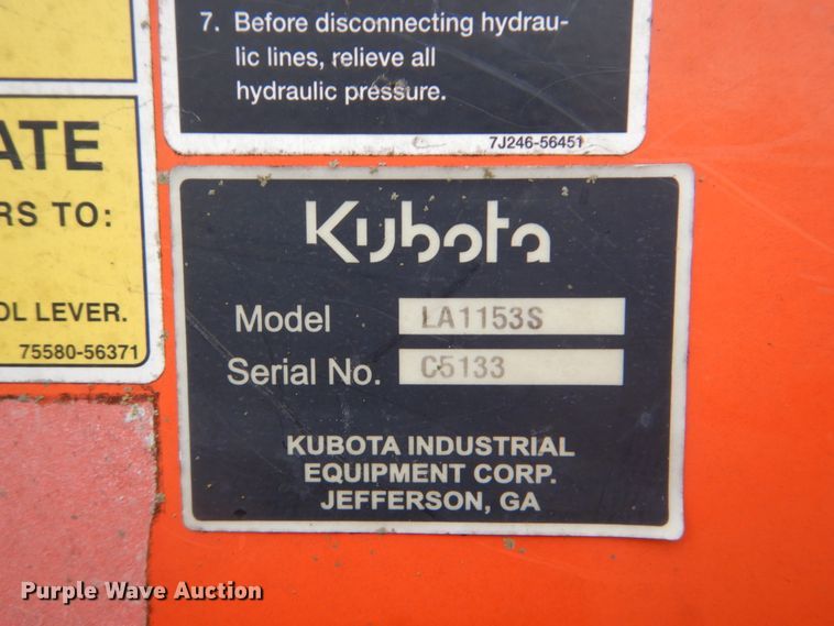 image for item DI2421 Kubota M7040D MFWD tractor