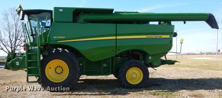 image for item EK9118 2012 John Deere S660 RWA combine