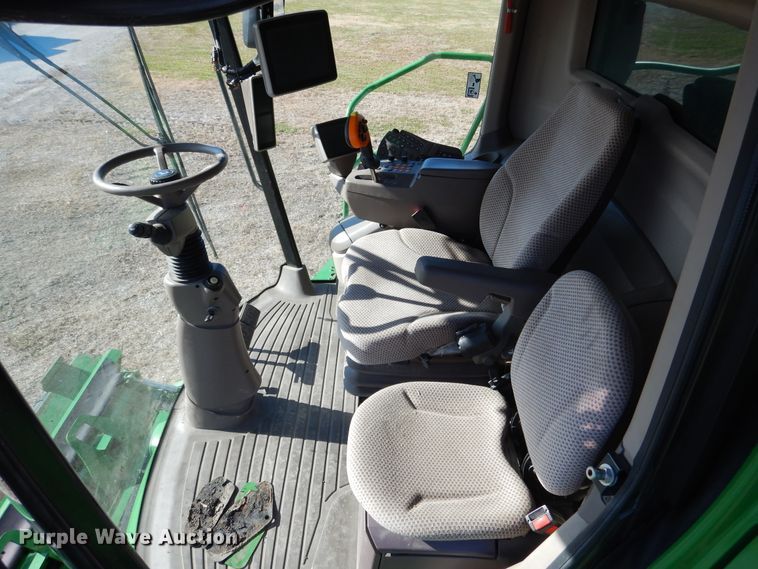 image for item EK9118 2012 John Deere S660 RWA combine