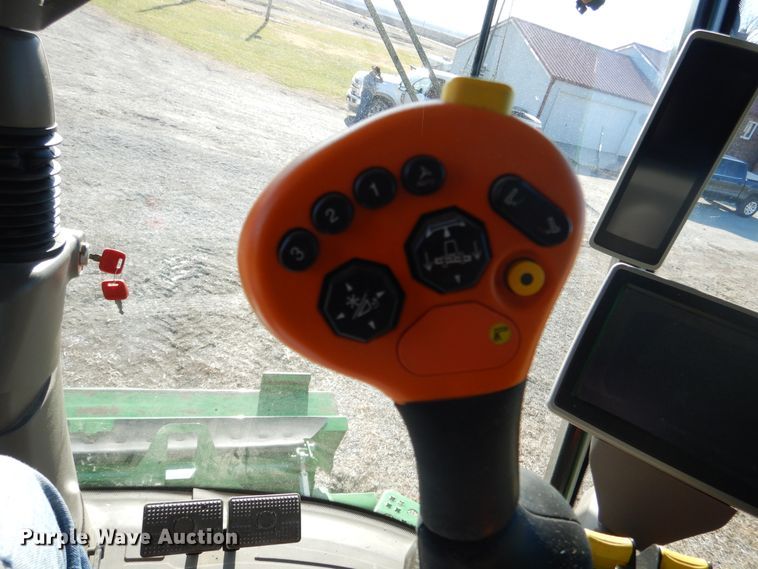 image for item EK9118 2012 John Deere S660 RWA combine