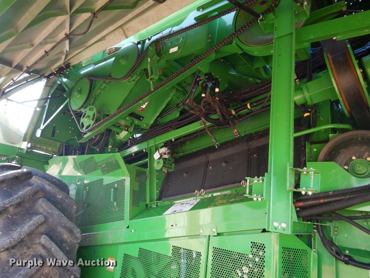 image for item EK9118 2012 John Deere S660 RWA combine