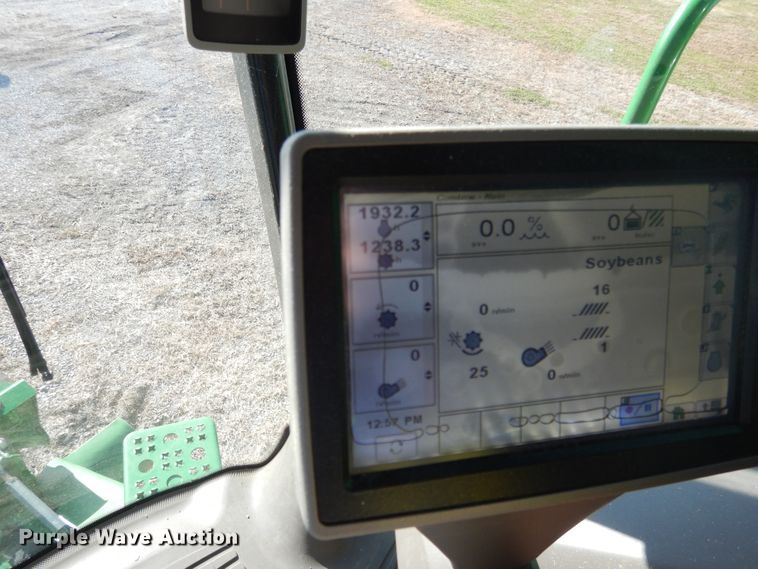 image for item EK9118 2012 John Deere S660 RWA combine