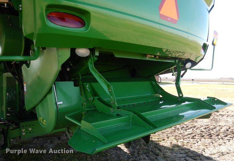 image for item EK9118 2012 John Deere S660 RWA combine