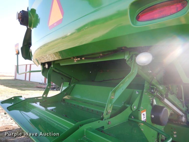 image for item EK9118 2012 John Deere S660 RWA combine