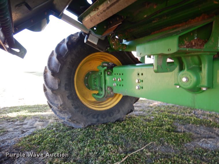 image for item EK9118 2012 John Deere S660 RWA combine