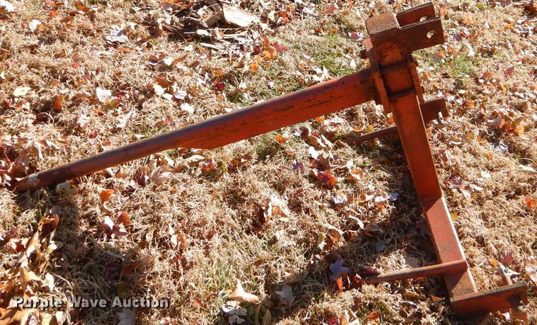 image for item EY9368 Bale spear and sub soiler