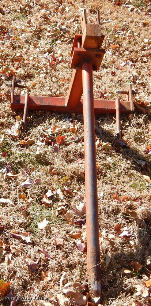 image for item EY9368 Bale spear and sub soiler