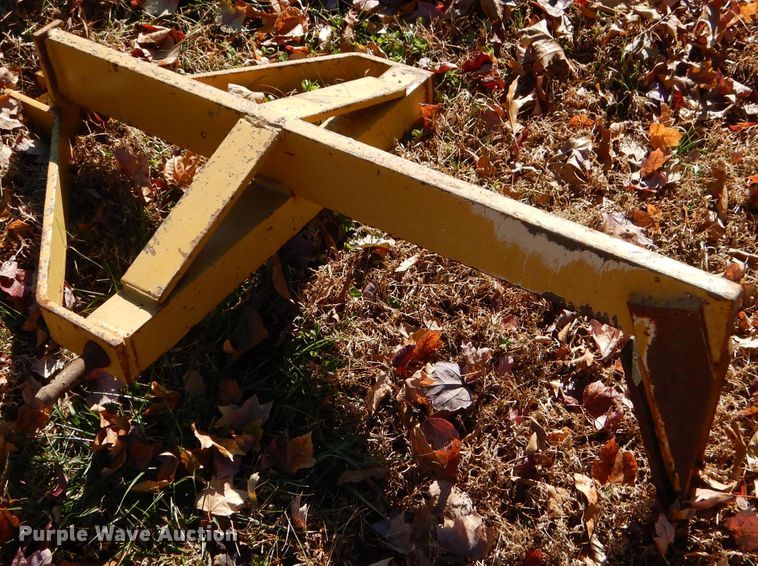 image for item EY9368 Bale spear and sub soiler