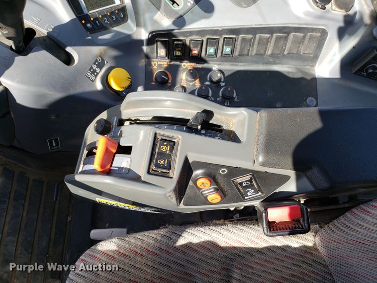 image for item EZ9019 2015 Kubota M135GX MFWD tractor