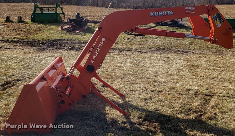 image for item EZ9021 Kubota LA2254 loader