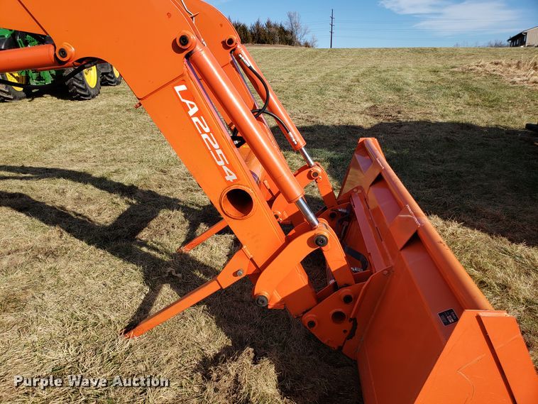 image for item EZ9021 Kubota LA2254 loader