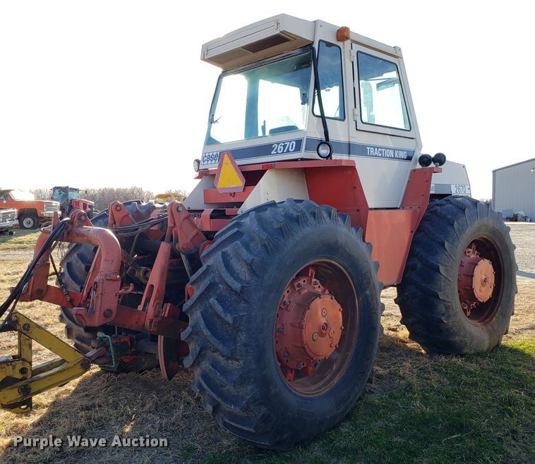 image for item EZ9024 Case 2670 Traction King 4WD tractor