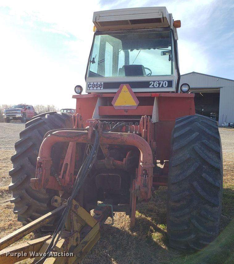 image for item EZ9024 Case 2670 Traction King 4WD tractor