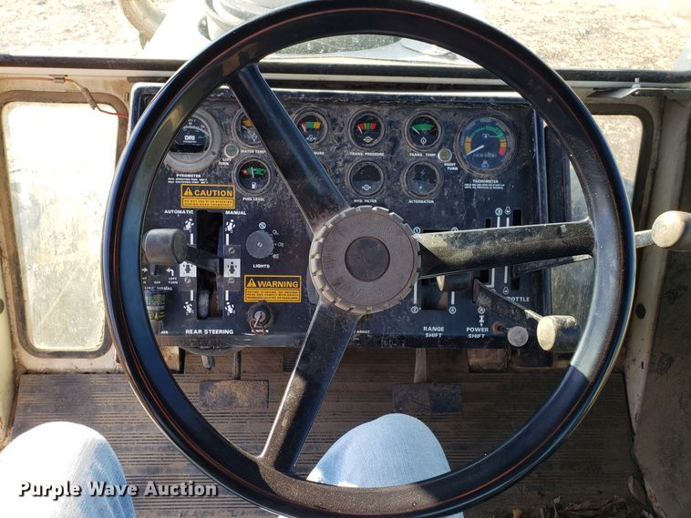 image for item EZ9024 Case 2670 Traction King 4WD tractor