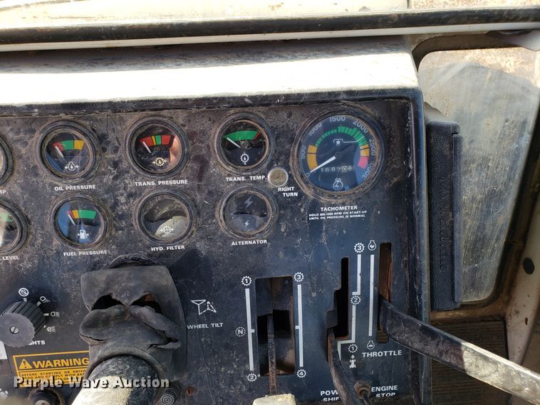 image for item EZ9024 Case 2670 Traction King 4WD tractor