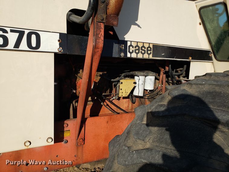 image for item EZ9024 Case 2670 Traction King 4WD tractor