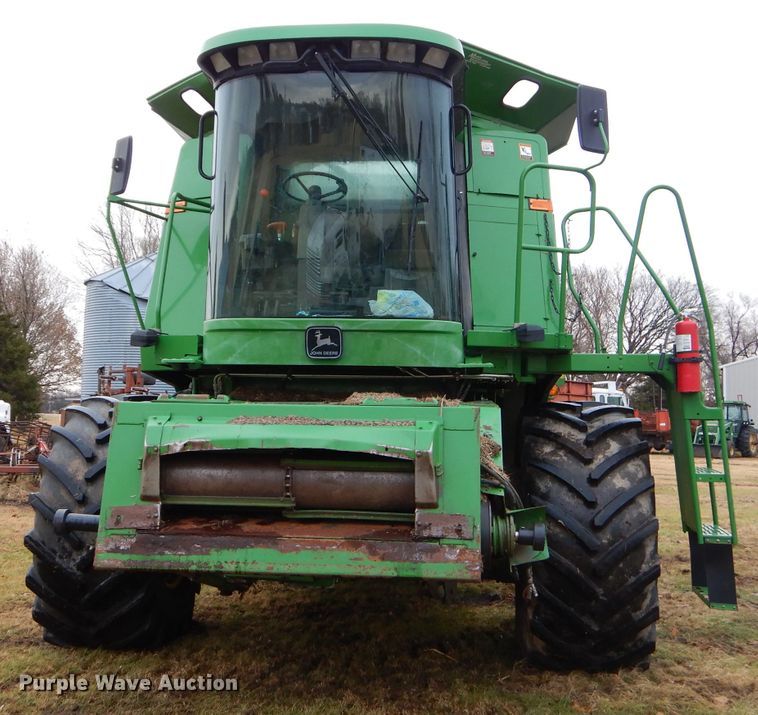 image for item FA9936 1999 John Deere 9510 RWA combine