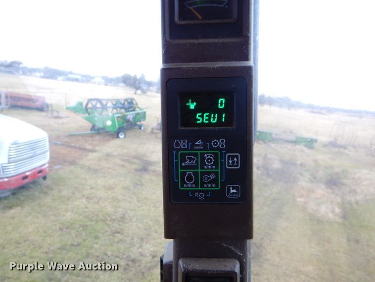 image for item FA9936 1999 John Deere 9510 RWA combine