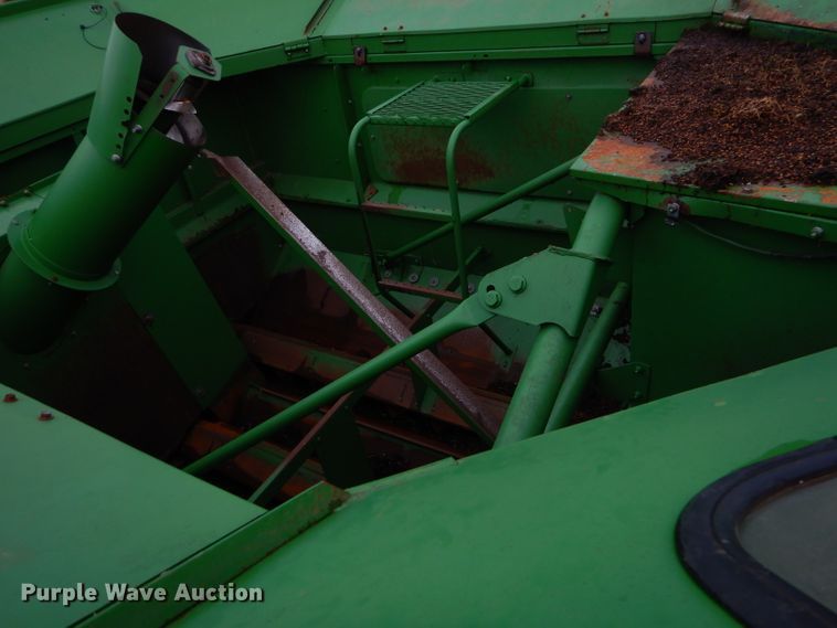 image for item FA9936 1999 John Deere 9510 RWA combine