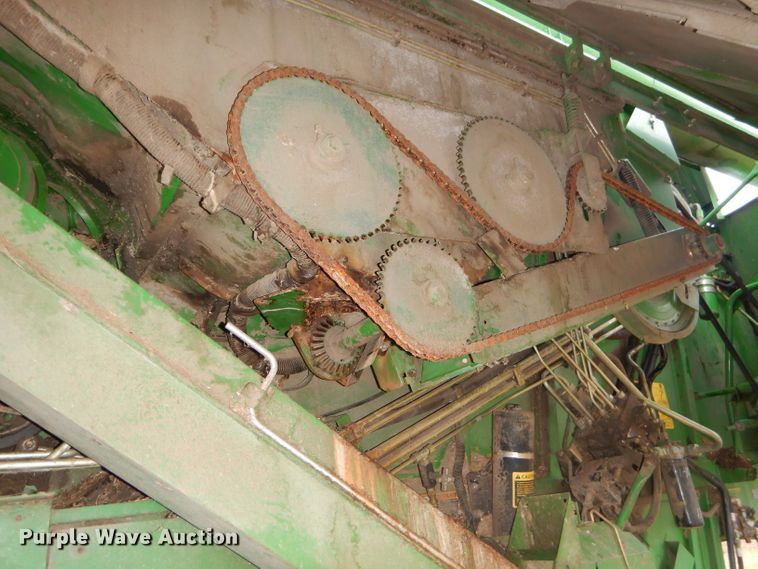 image for item FA9936 1999 John Deere 9510 RWA combine