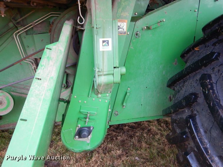 image for item FA9936 1999 John Deere 9510 RWA combine
