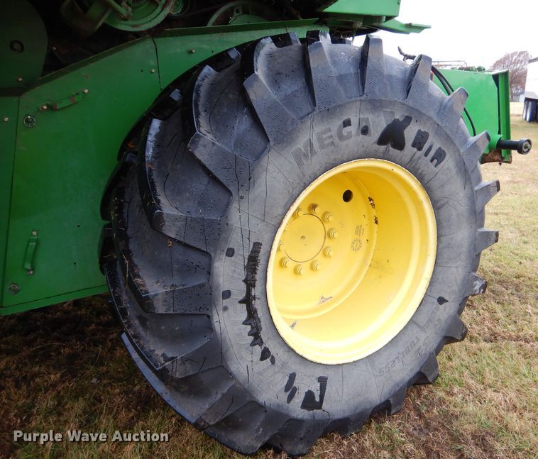 image for item FA9936 1999 John Deere 9510 RWA combine