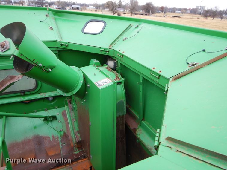 image for item FA9936 1999 John Deere 9510 RWA combine
