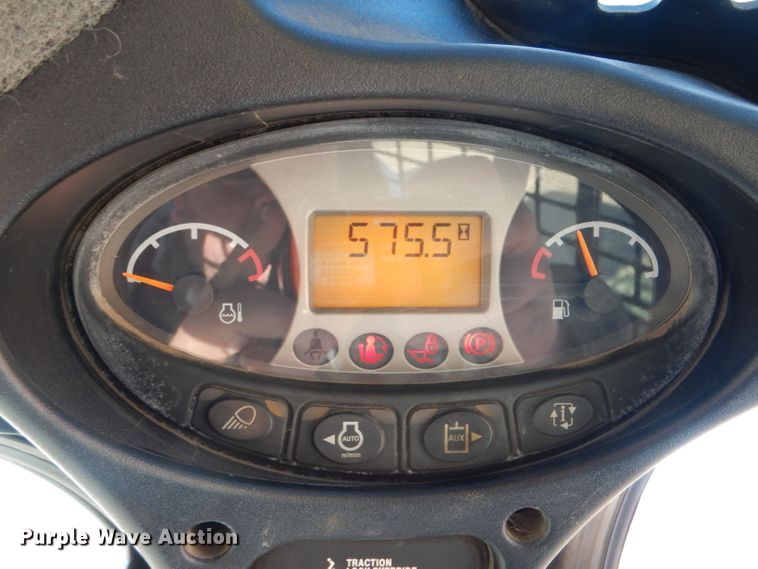 image for item FG9886 2013 Bobcat S770 skid steer